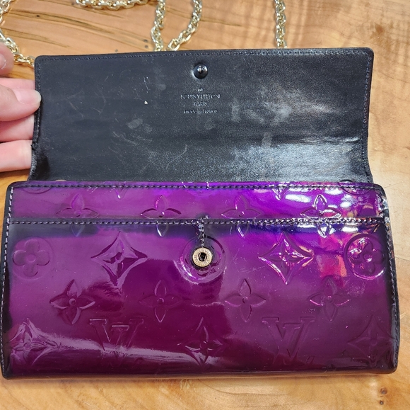 Louis Vuitton Wallet - Picture 2 of 9